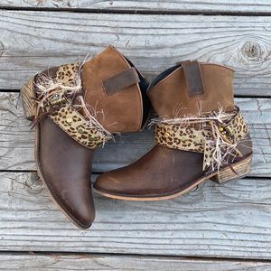 Size 9.5 Two Time Brown Leather Ankle Boots